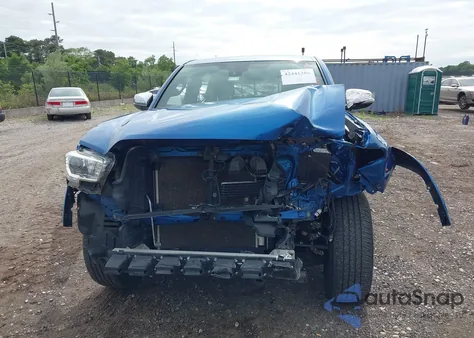 2018 Toyota Tacoma Limited z USA, uszkodzony, nr VIN 3TMGZ5AN4JM158951